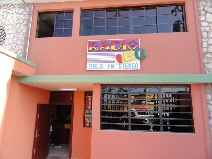 Radio Ibo (98.5 FM Stereo)