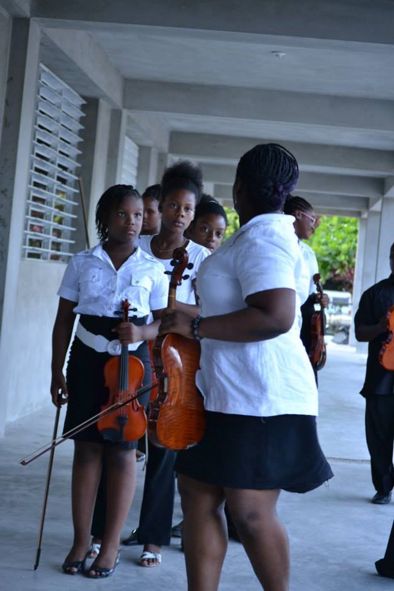 L'Ecole de Musique Othello Bayard des Cayes
