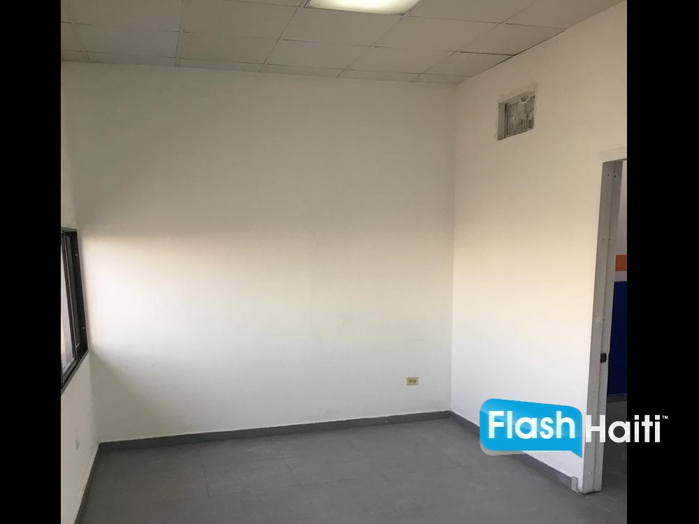70 sqm Office Space For Rent in Petionville