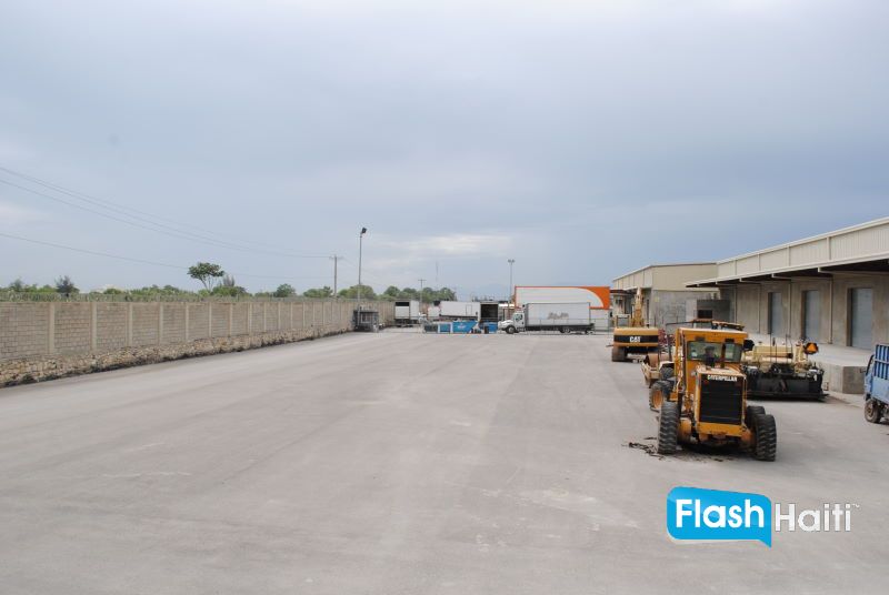 38,000 sq ft Warehouse For Sale at Tabarre