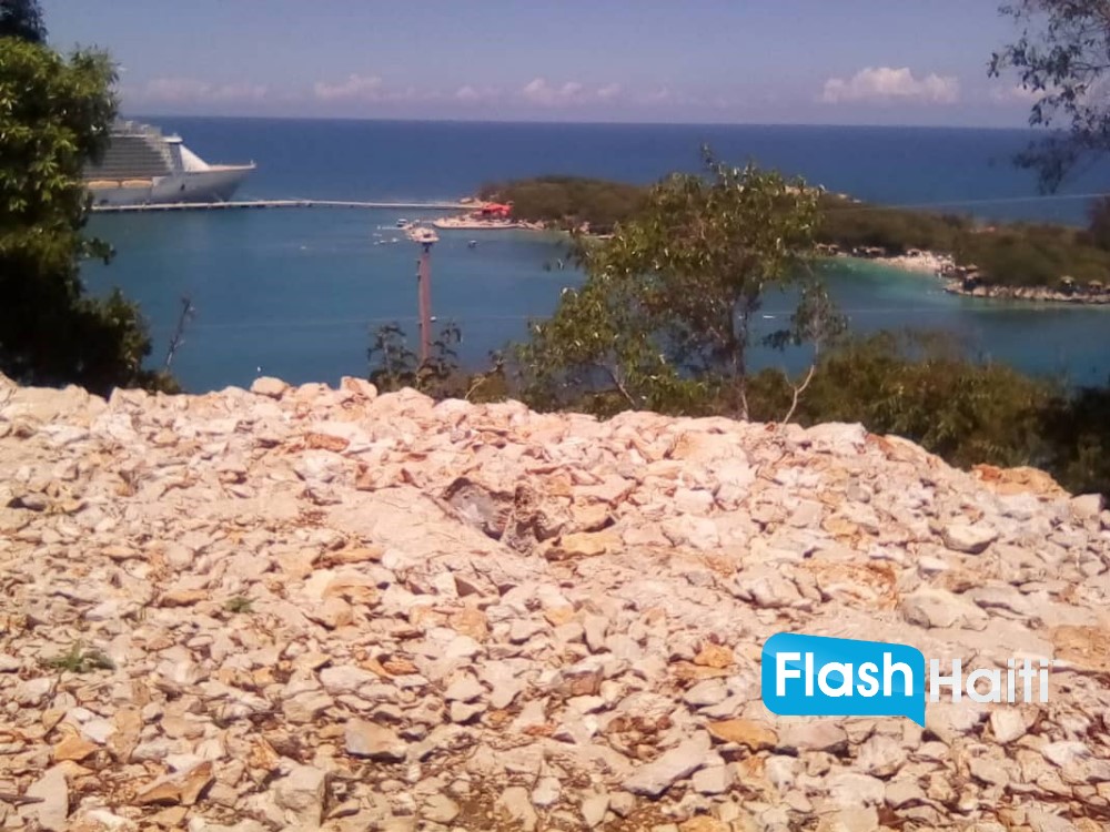 Land for Sale in Labadee with Panoramic View