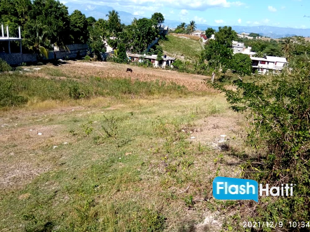 Land for Sale in Les Cayes