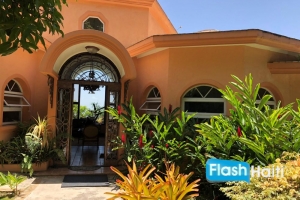 Exquisite Luxury Villa For Sale in Petionville