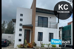 Modern Townhouses for Rent at Thomassin