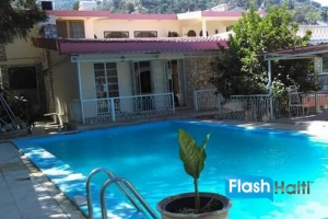 5 Bed, 4.5 Bath House for Rent in Montagne Noire