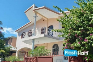 Hidden Gem in Bellevue Vivy Mitchel – Family Home for Sale