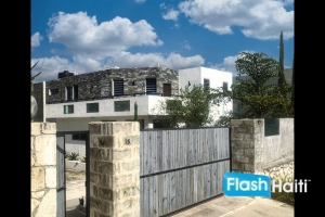 Villa Moderne avec Jardin & Dépendance – Votre Paradis Privé en Haïti