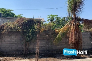 Ready-to-Build Land in Tabarre 27 – Foundation Already Done