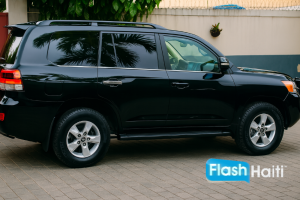 2012 Toyota Land Cruiser VC