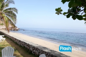 Terrain en bord de mer — Potentiel exceptionnel a exploiter