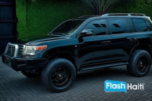2011 Toyota Land Cruiser (B4 Armored)