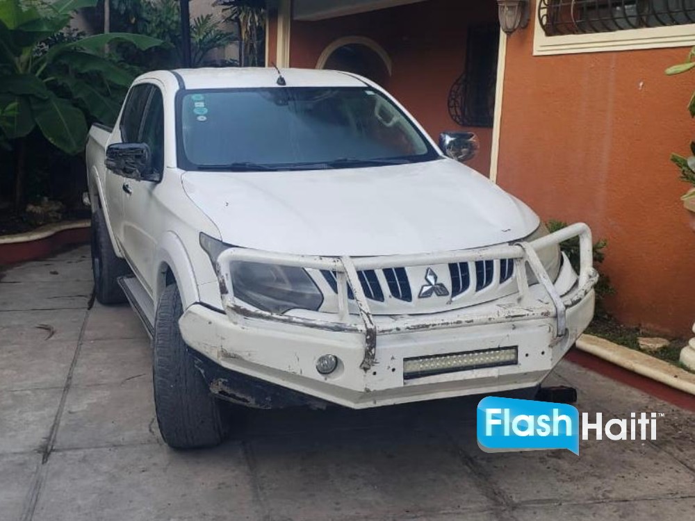 2017 Mitsubishi L200