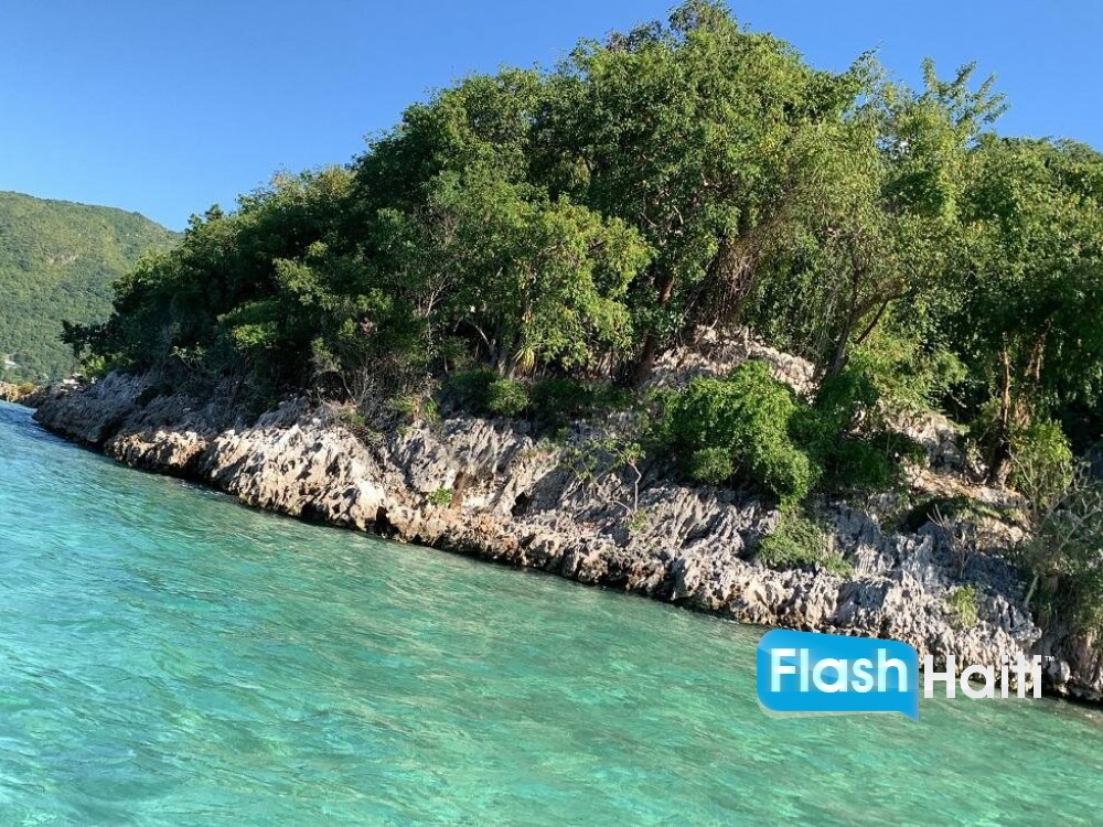 Own Paradise: Oceanfront Land for Sale on Labadee’s Exclusive Island