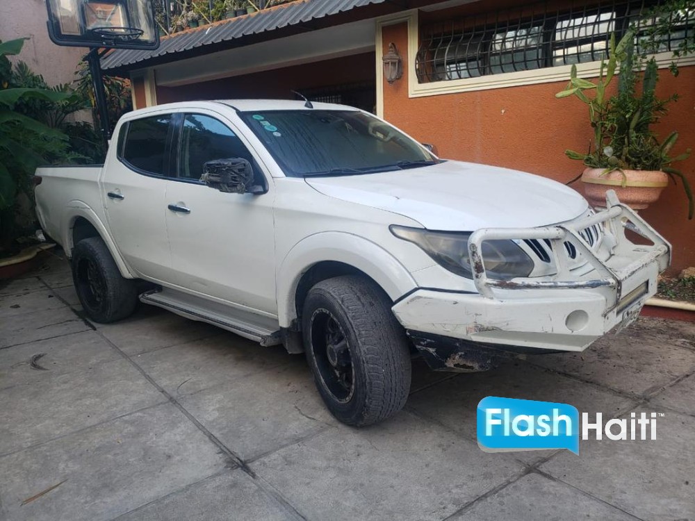 2017 Mitsubishi L200