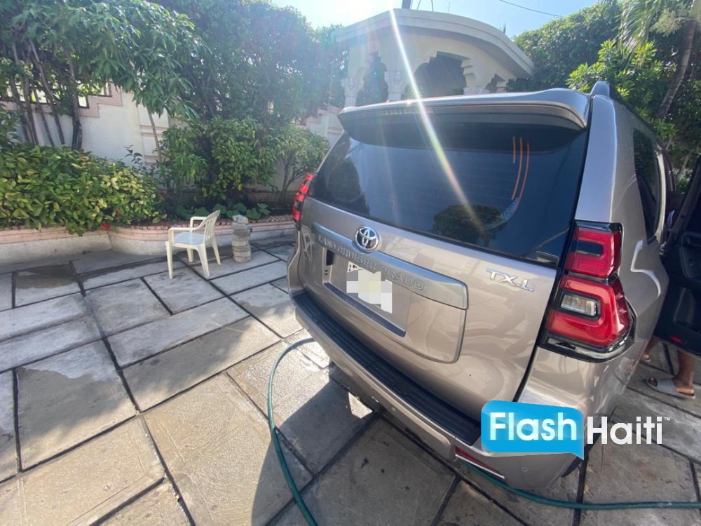 2018 Toyota Prado (B4 Armored)