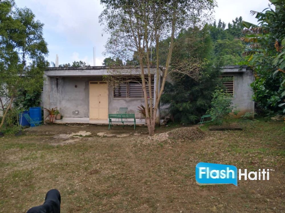 Maison Spacieuse à Vendre à Thomassin – Zone Soisson