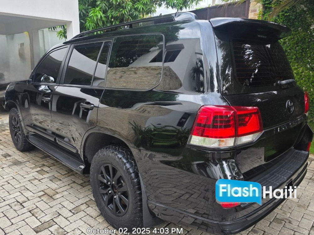 2021 Toyota Land Cruiser GXR V8 (B6 Armored)