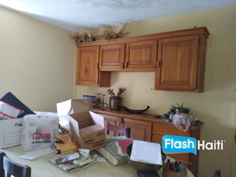 Maison Spacieuse à Vendre à Thomassin – Zone Soisson