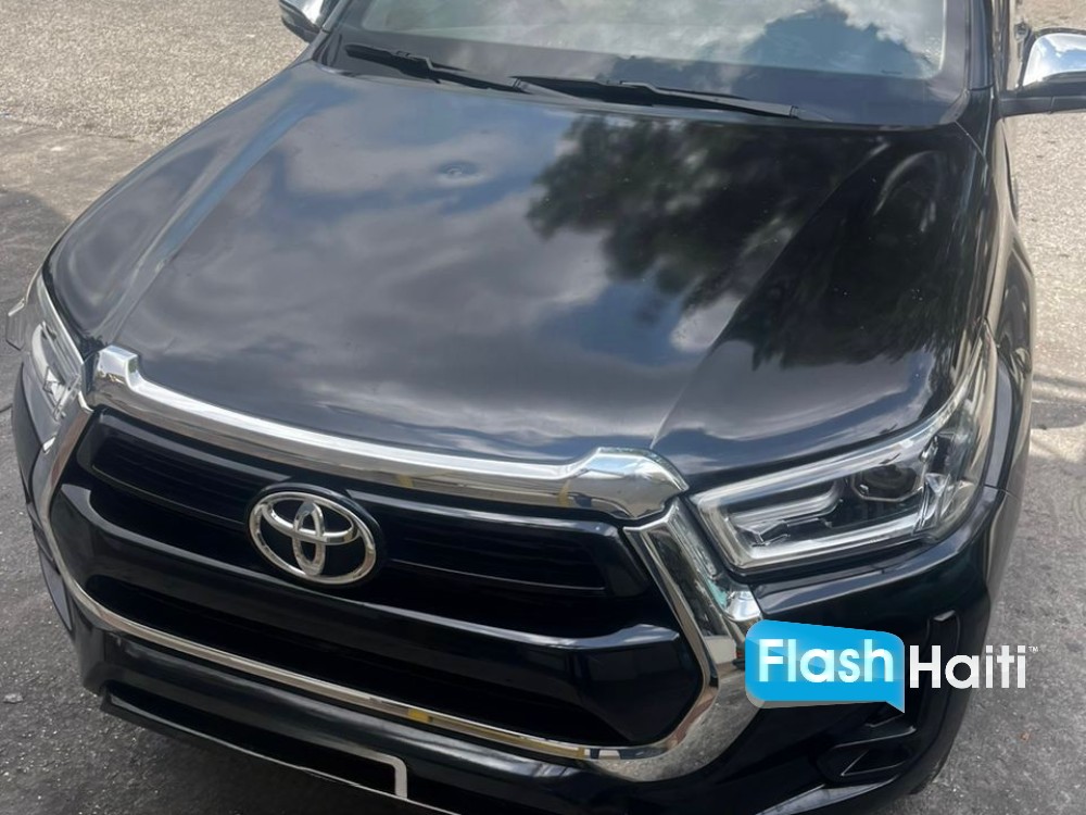 2022 Toyota Hilux SRV (B4 Armored)