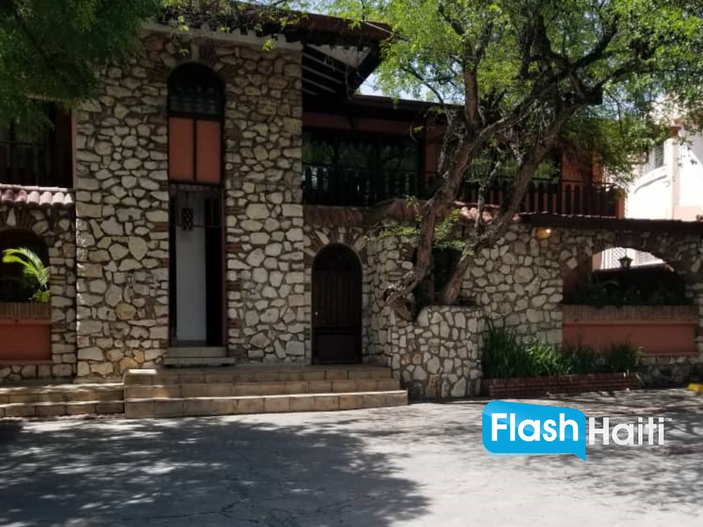 Appartement MeublĂ© Tout Inclus Ă Bourdon â PrĂȘt Ă EmmĂ©nager