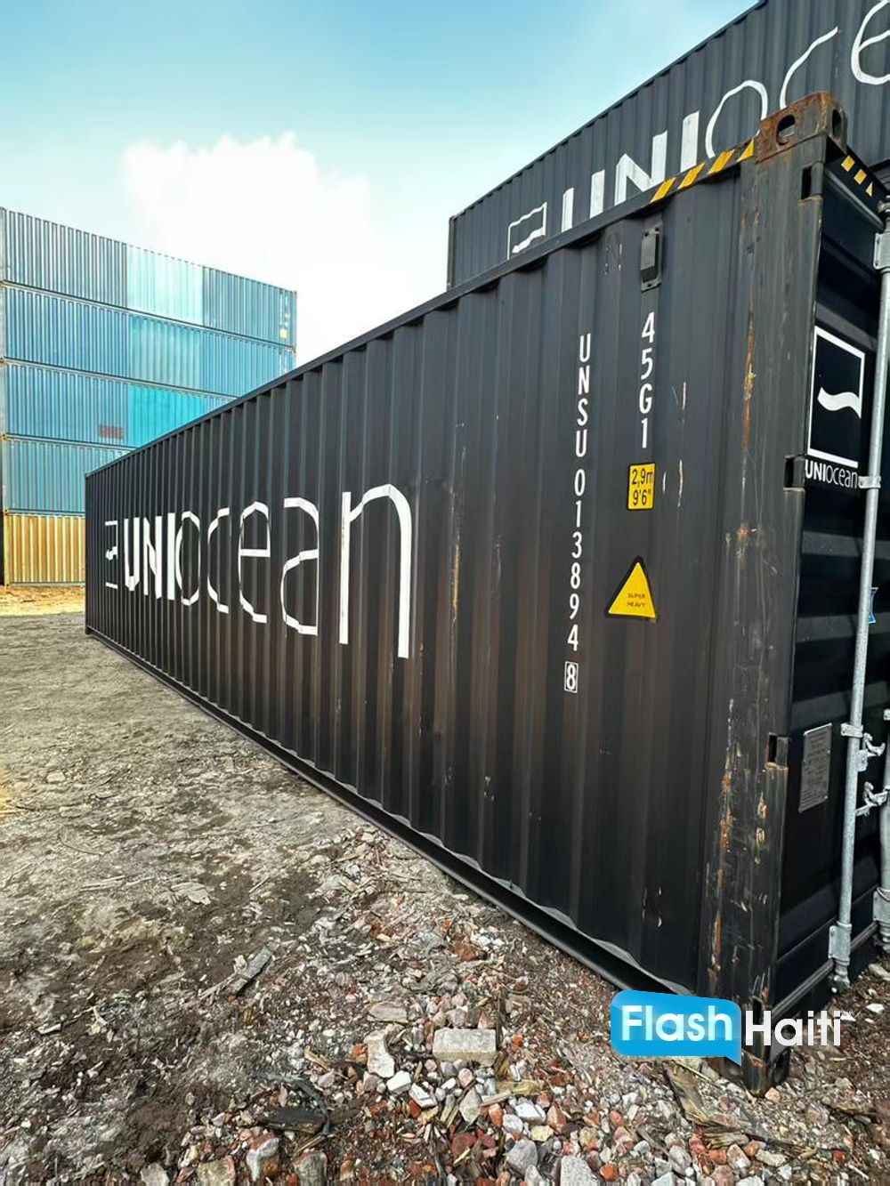 Durable 40-Foot Containers for Sale in Port-au-Prince