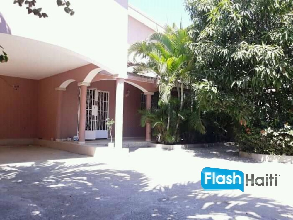 Spacieuse Maison à Louer au Cap-Haïtien – Monbin Lataille