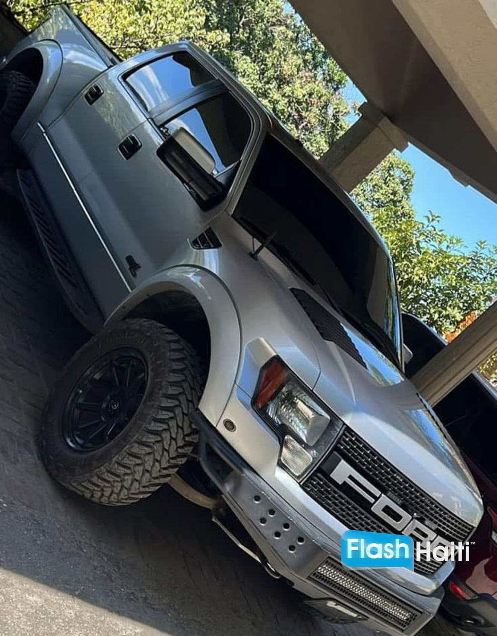 2012 Ford F-150 Raptor (B5 Armored)