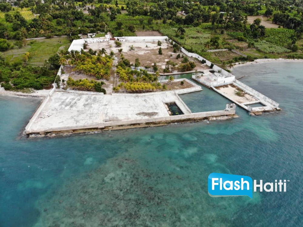 Seashore Land with Docking Facilities for Sale