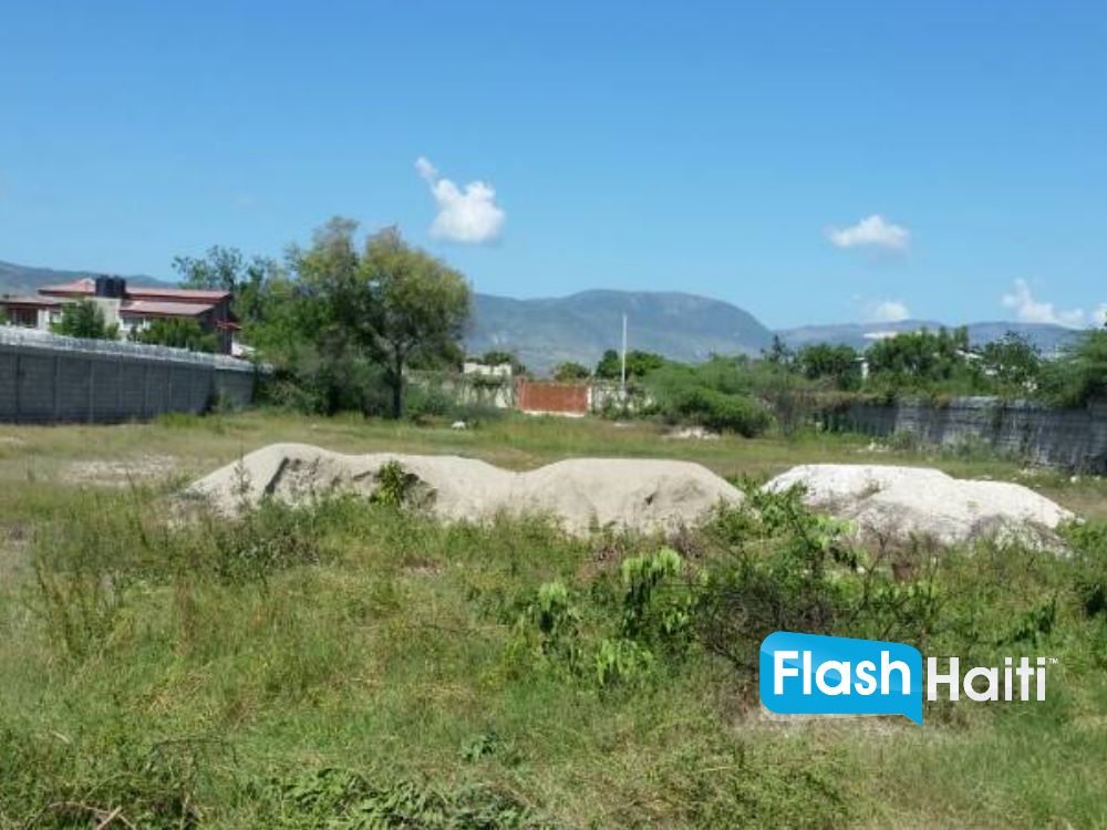 Terrain a vendre en Haiti