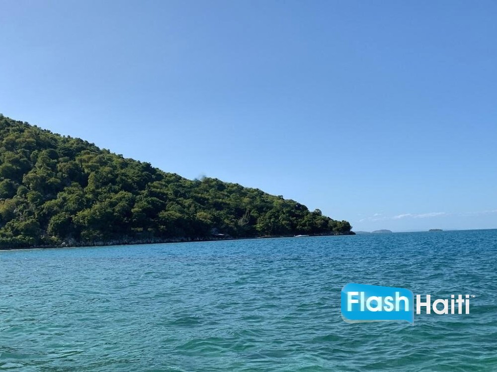 Own Paradise: Oceanfront Land for Sale on Labadee’s Exclusive Island