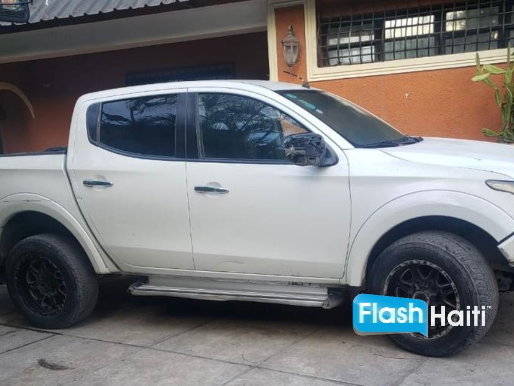 2017 Mitsubishi L200