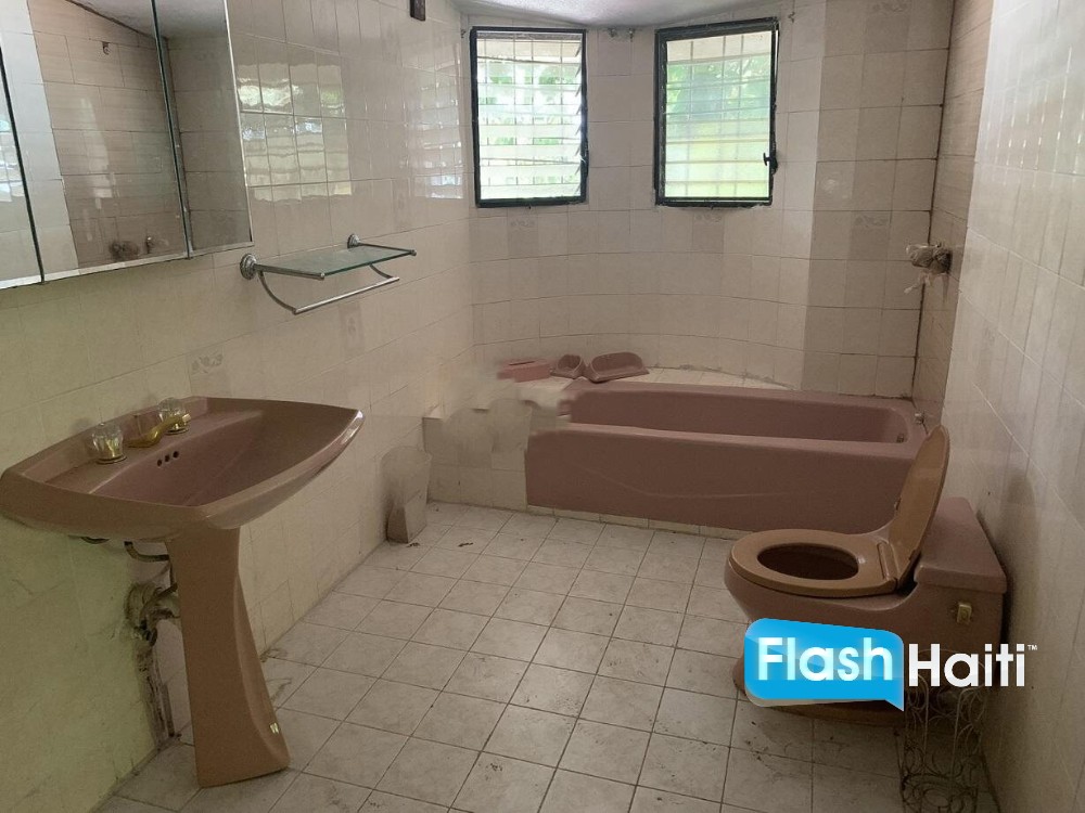 Spacious Thomassin Property with Parking for 4 Vehicles