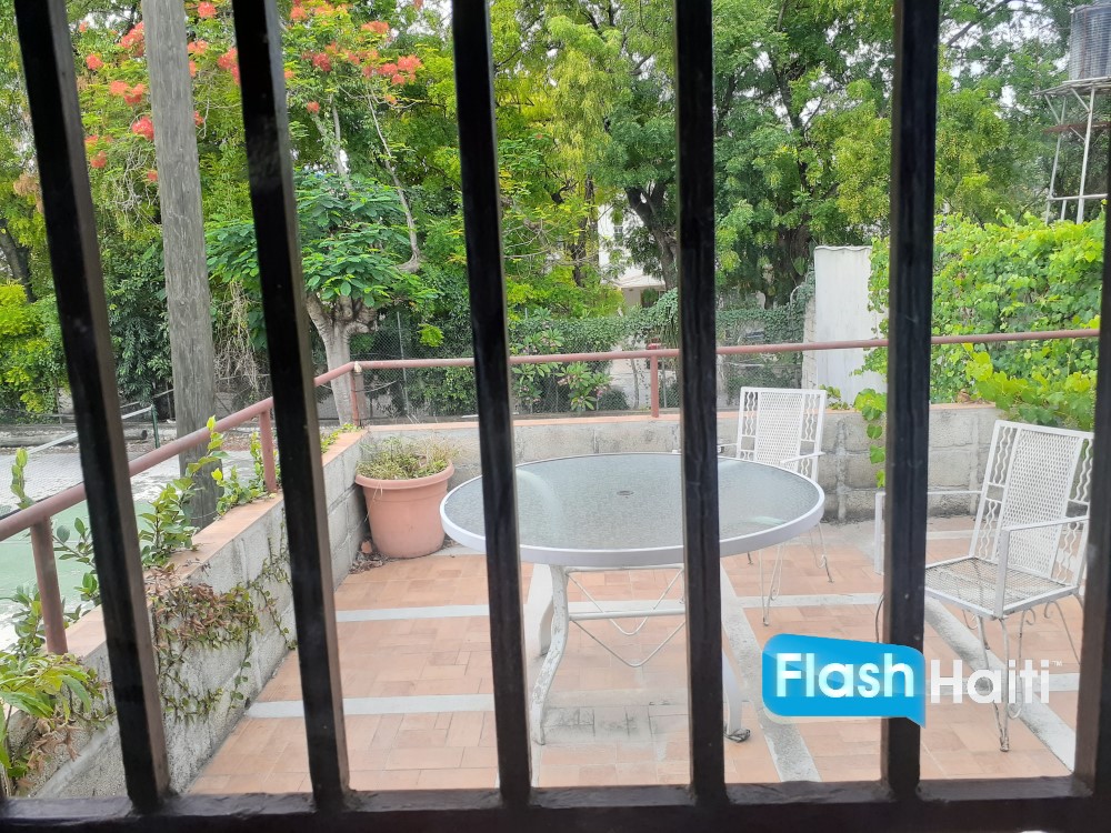 Studio Apartment at Puits Blain