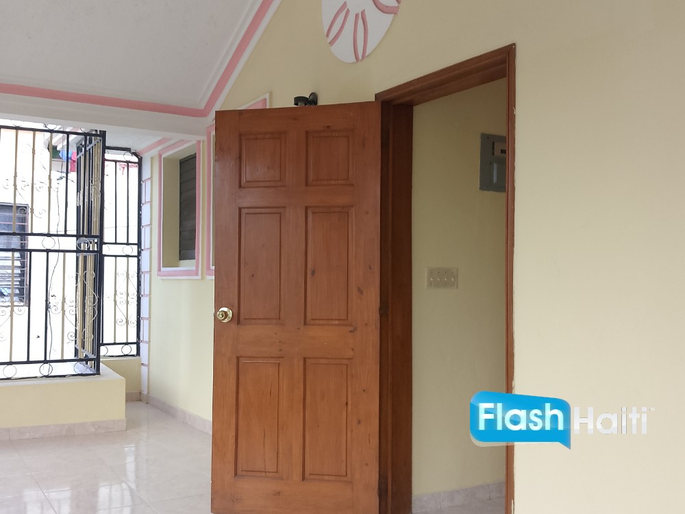 Beautiful 2BR Apartment Near Everything – Pétion-Ville Deal
