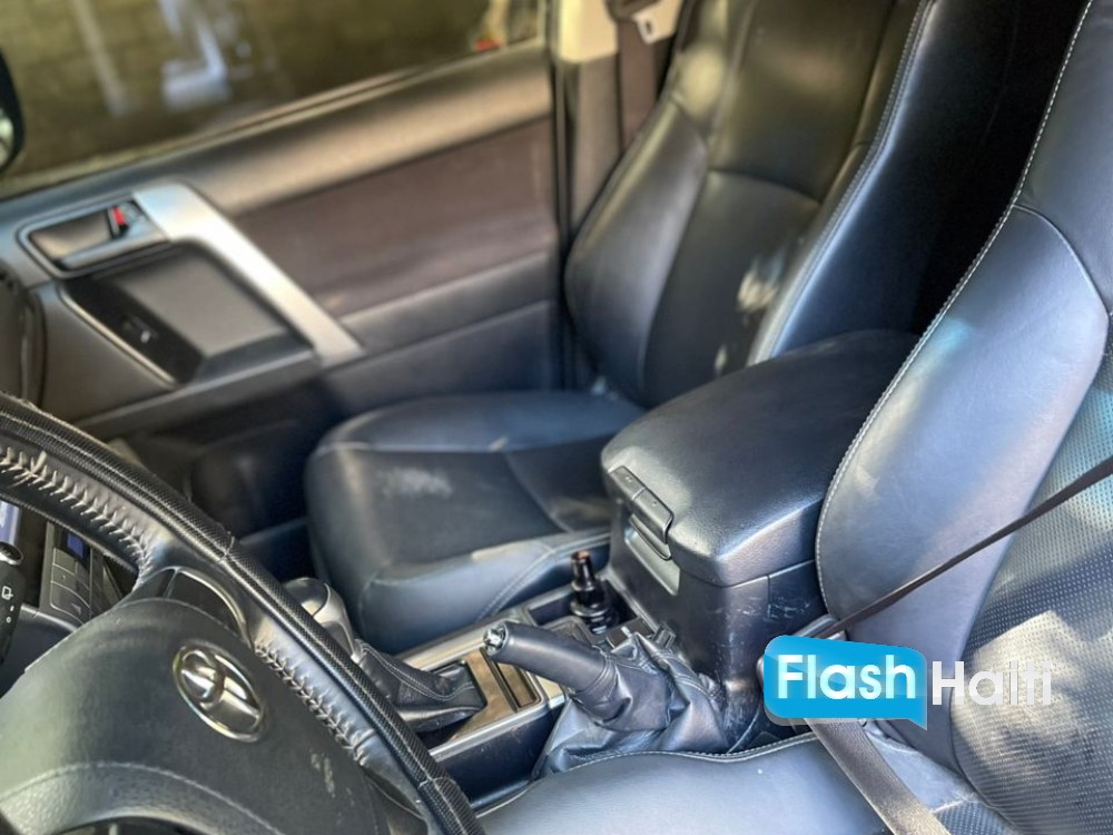 2023 Toyota Land Cruiser Prado TXL