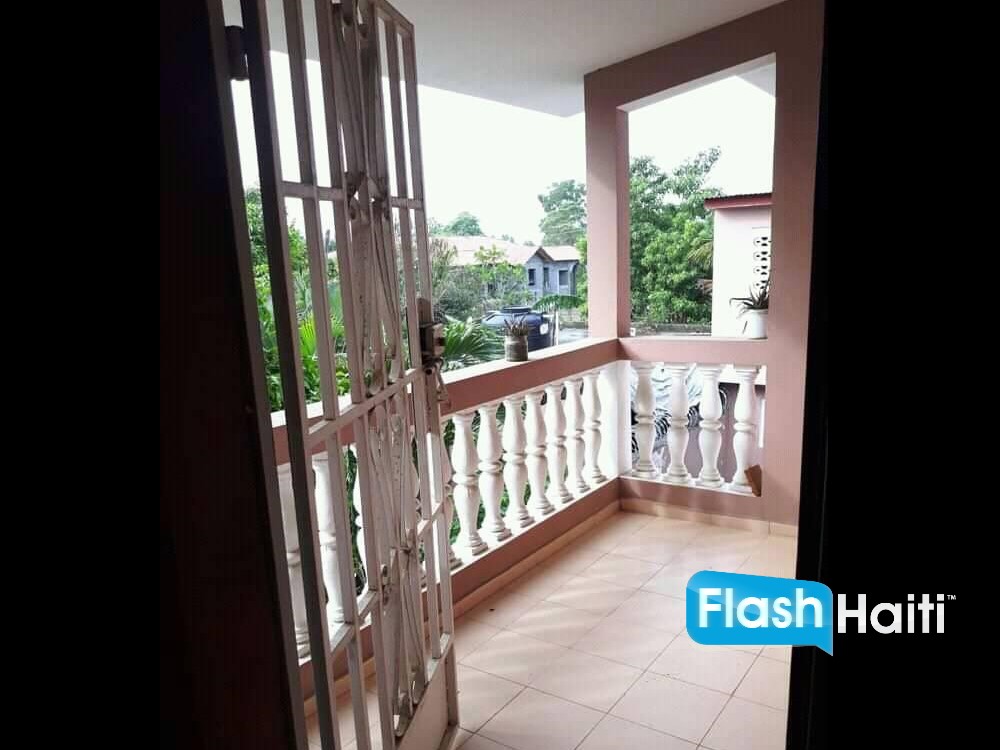Spacieuse Maison à Louer au Cap-Haïtien – Monbin Lataille