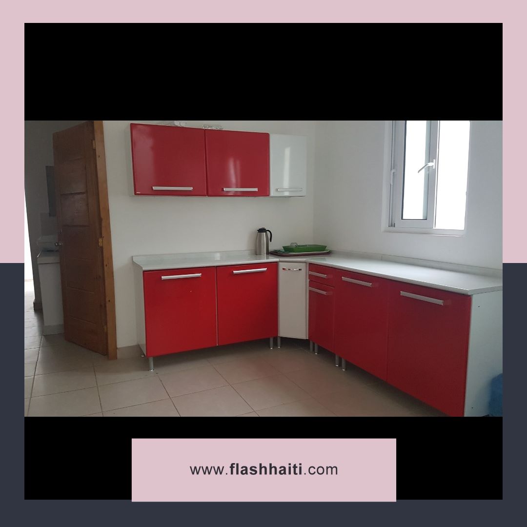 Villa de Luxe en Bord de Mer en Haïti – 7 Chambres, Piscine Infinity & Énergie Solaire