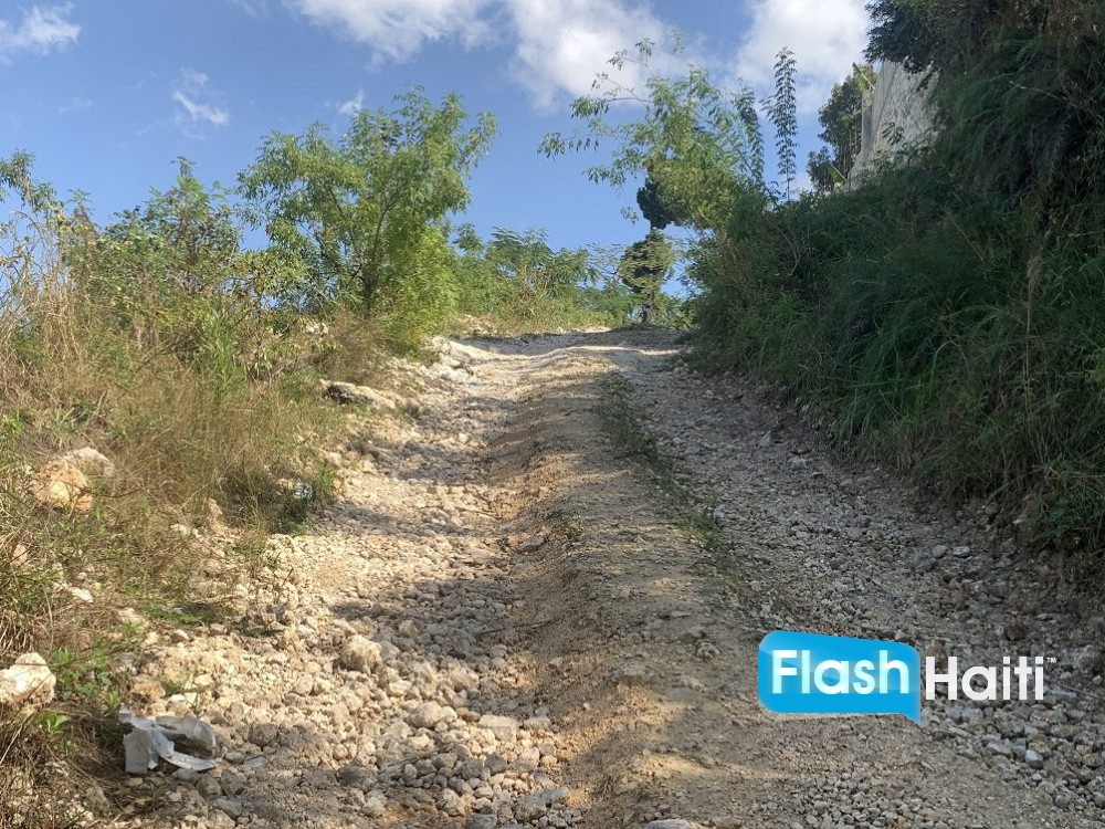 Flat Residential Lot in Marlique Pétion-Ville – Great Price