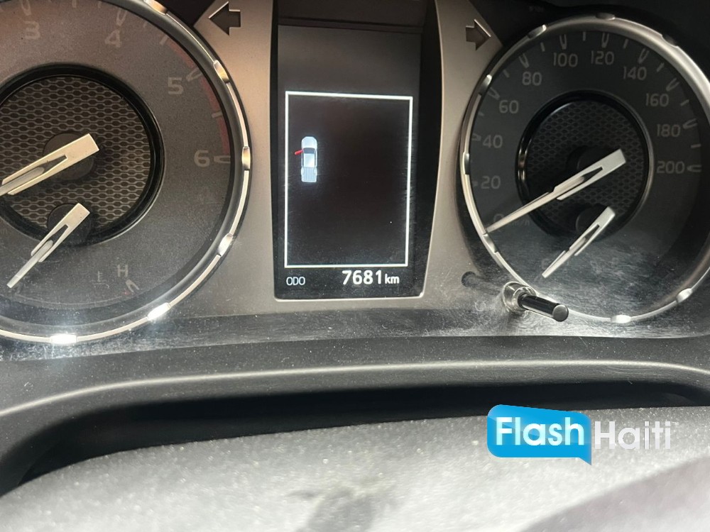 2022 Toyota Hilux SRV (B4 Armored)