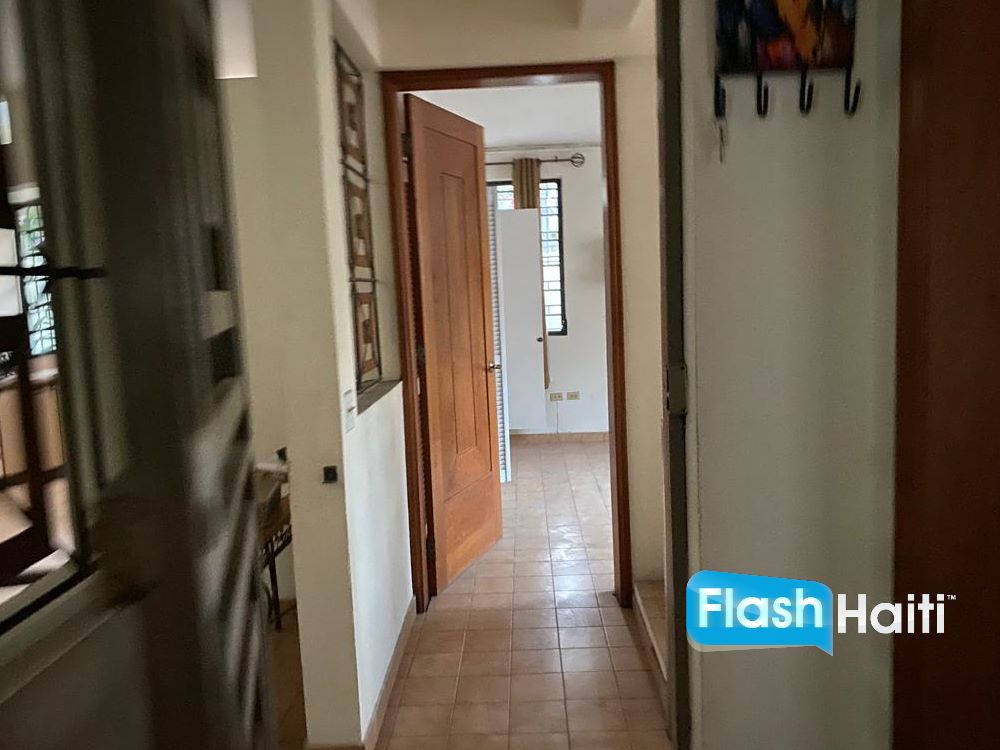 Elegant 3-Bedroom House in Quiet Pétion-Ville Neighborhood – Move-In Ready