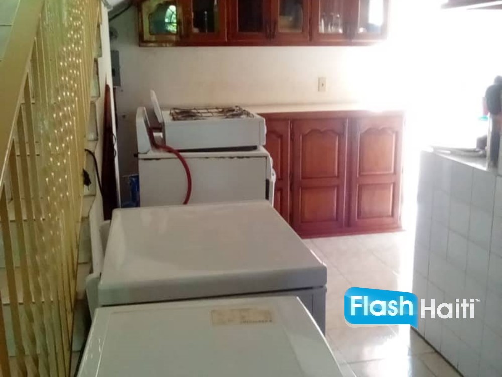 Jacmel Property Near Beach – Big Yard, Secure Gate, Parking