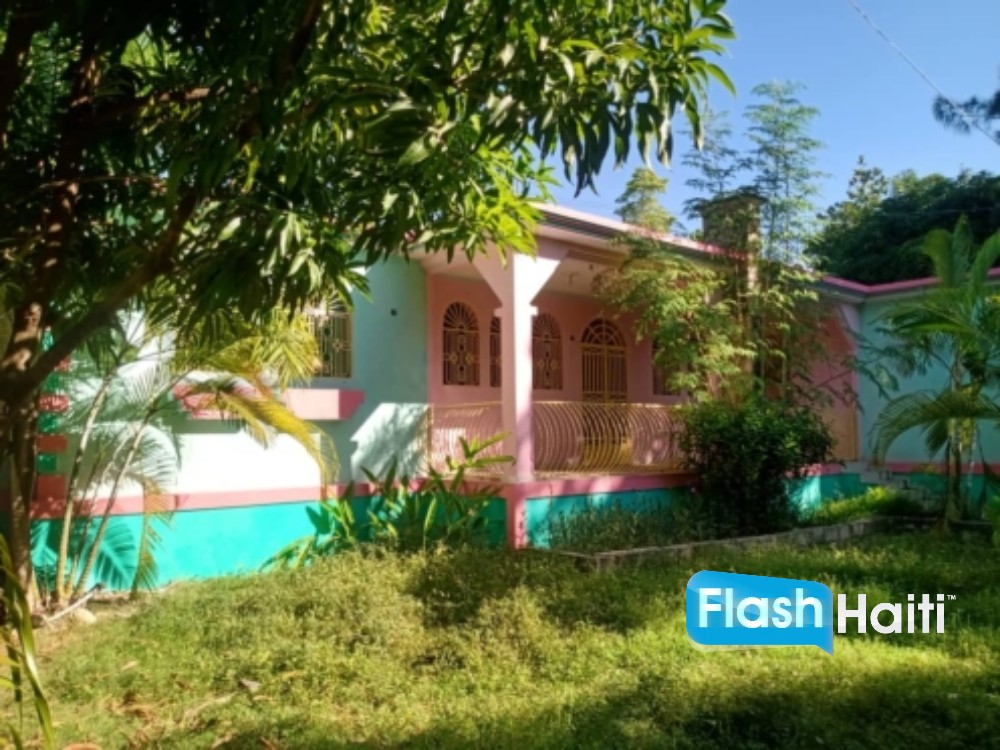 Jacmel Property Near Beach – Big Yard, Secure Gate, Parking