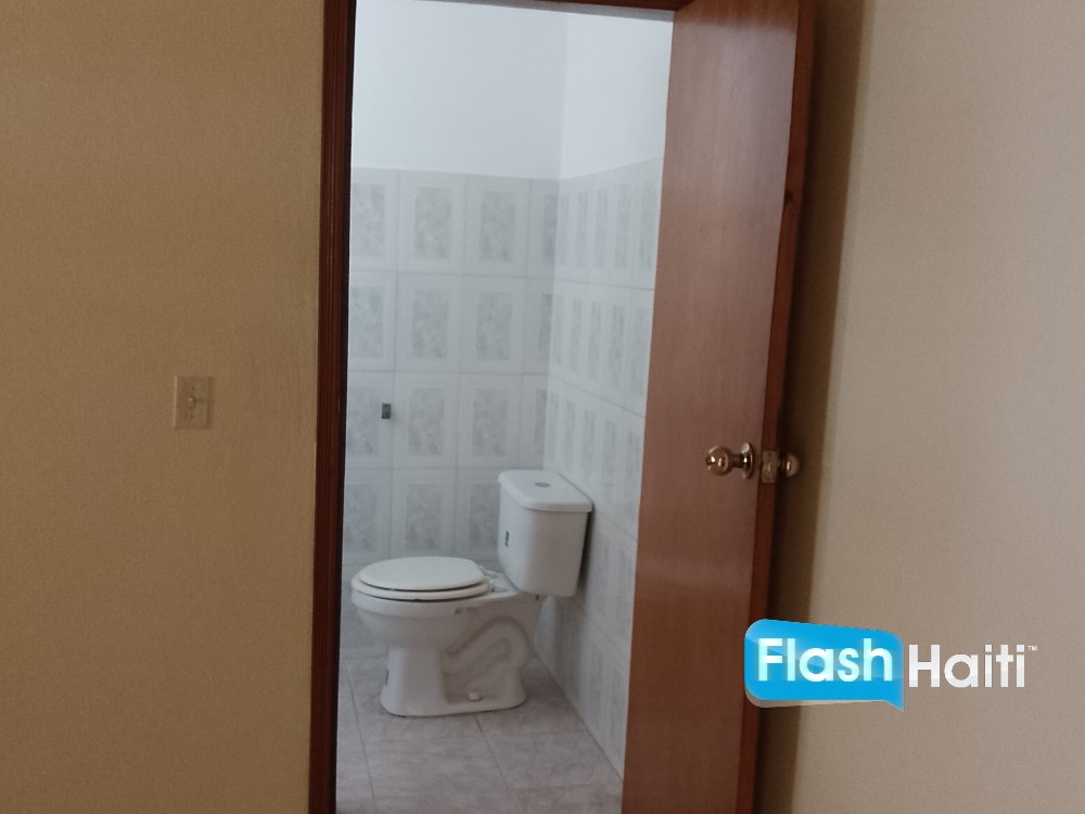 Beautiful 2BR Apartment Near Everything – Pétion-Ville Deal