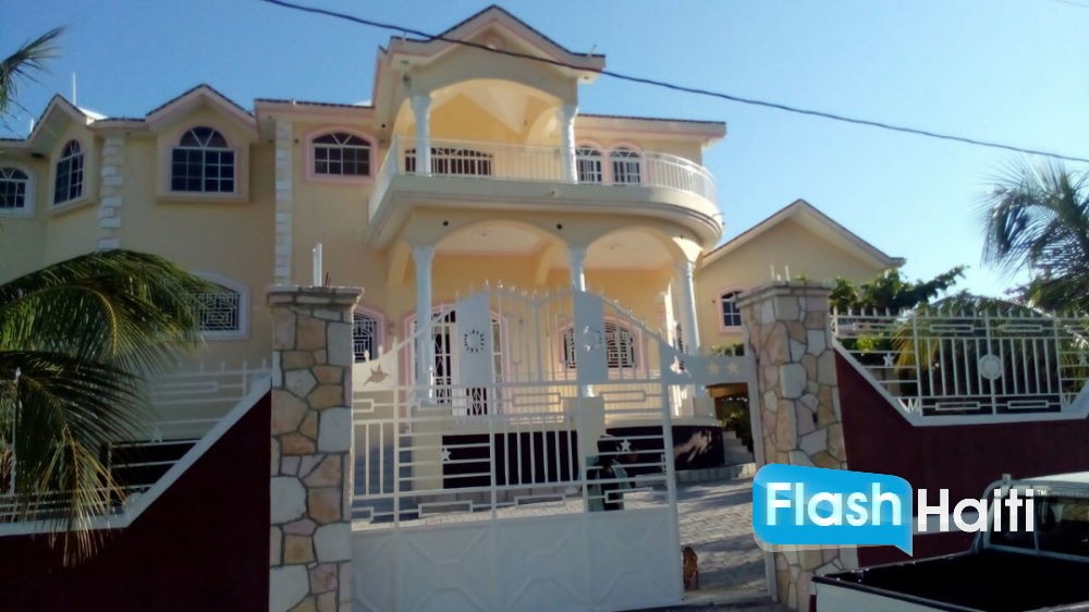 Maison spacieuse à louer – Vivy Mitchel, Haïti