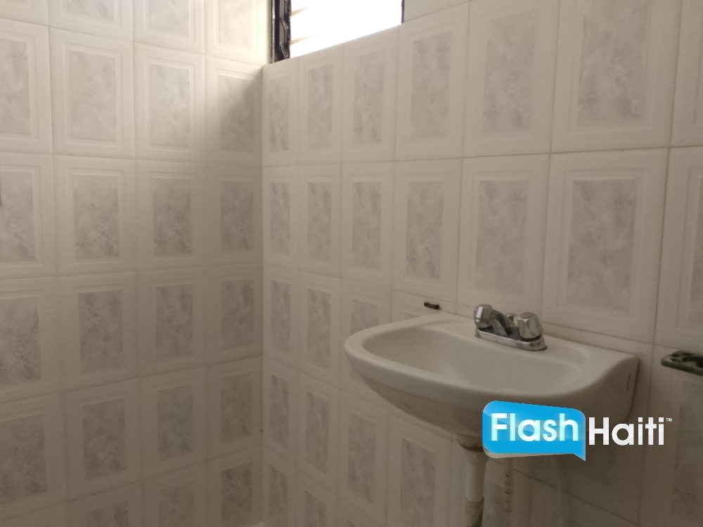 Beautiful 2BR Apartment Near Everything – Pétion-Ville Deal