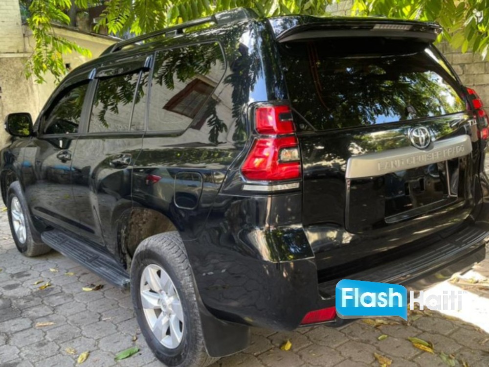 2023 Toyota Land Cruiser Prado TXL