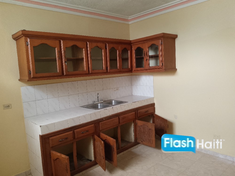 Beautiful 2BR Apartment Near Everything – Pétion-Ville Deal