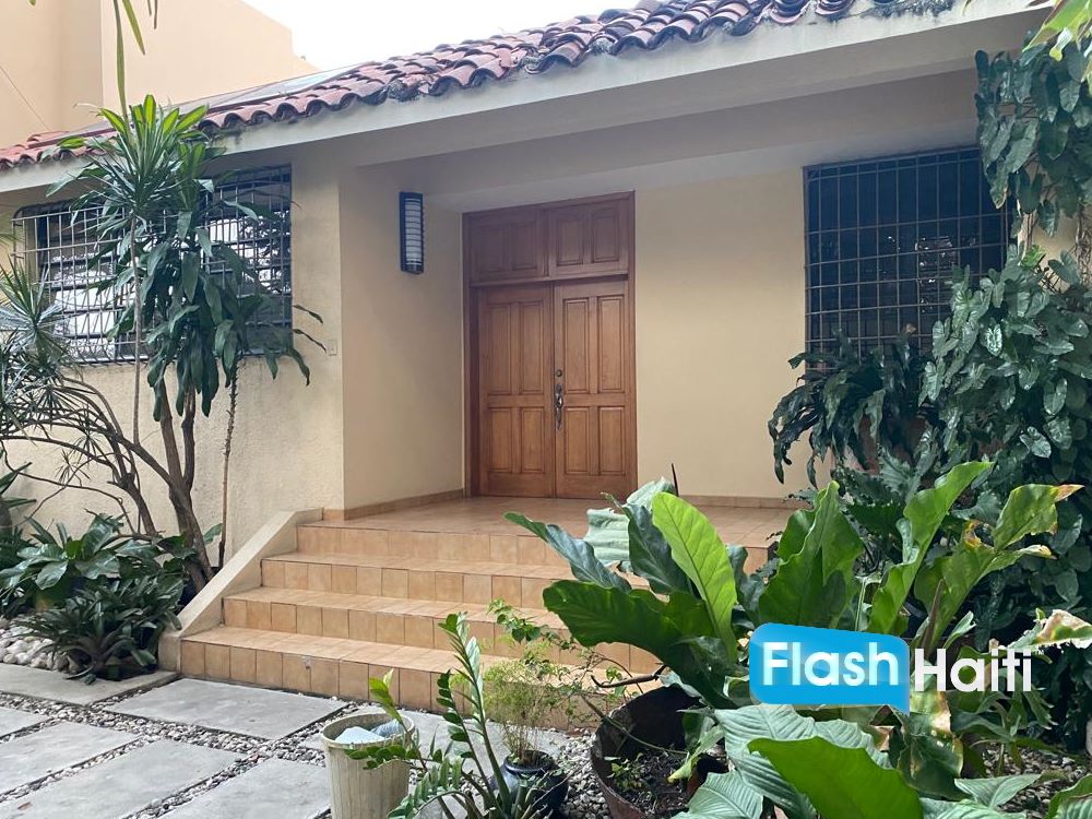 Elegant 3-Bedroom House in Quiet Pétion-Ville Neighborhood – Move-In Ready