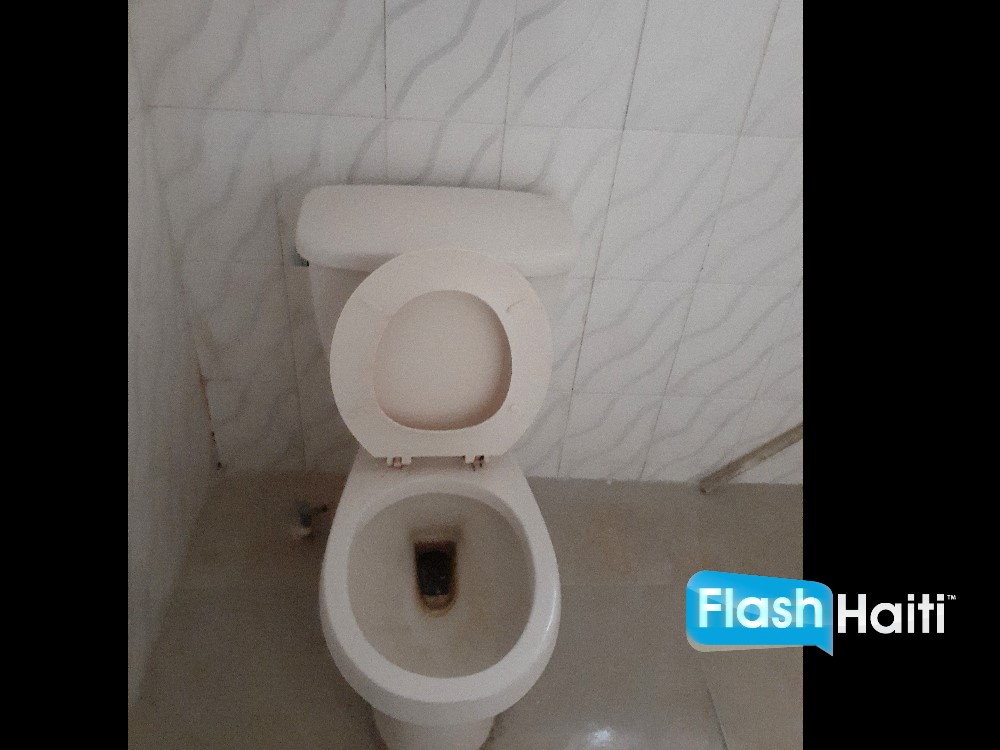 Appartement Neuf a Louer a Diegue, Petionville – 2 Chambres, Parking et Reservoir