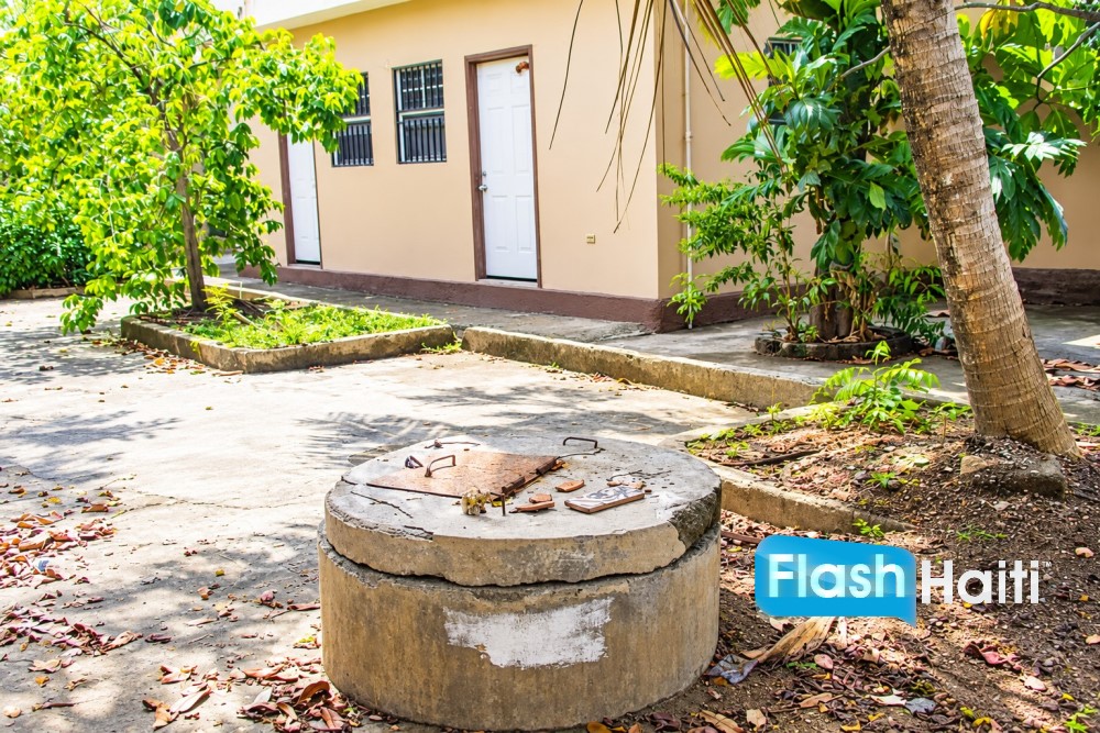 Maison Basse avec Cour Clôturée et 2 Puits à Cap-Haïtien
